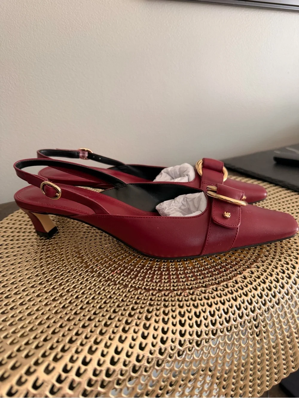 Michael Kors Burgundy Slingback Kitten Heel with Gold Buckle Size 8 NWOT - Picture 5 of 11